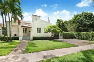 720 Minorca Ave -, Coral Gables