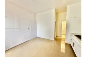 2516 Cleveland St B, Hollywood