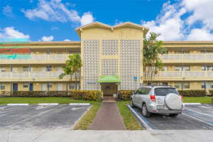 11960 Ne 19th Dr 15, North Miami