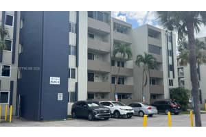 10090 Nw 80th Ct 1203, Hialeah Gardens