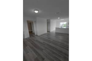 5435 W 24th Ave 78, Hialeah