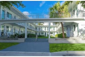 9270 E Bay Harbor Dr 3a, Bay Harbor Islands