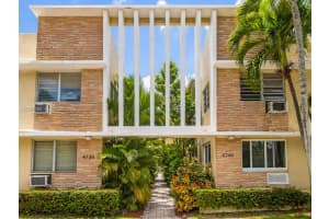 4740 Pine Tree Dr 20, Miami Beach