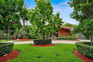 6820 Sw 86th Ave, Miami
