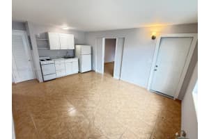1834 Harding St 4, Hollywood
