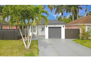 990 Sw 9th Ct, Florida City