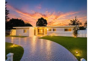 561 Ne 172nd St, North Miami Beach 561 Ne 172nd St, North Miami Beach