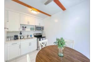 326 Wilson St 205, Hollywood