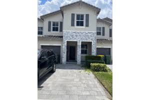 2634 Se 12th St 2634, Homestead