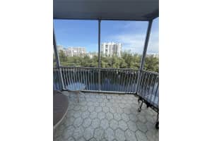 300 Diplomat Pkwy 712, Hallandale Beach