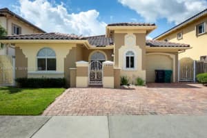 15566 Sw 13th Ter, Miami