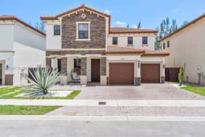 9830 Nw 86 Ter, Doral