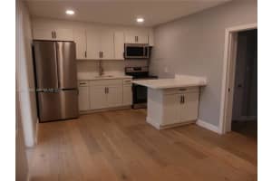 161-165 Nw 40th St 4, Oakland Park 161-165 Nw 40th St 4, Oakland Park