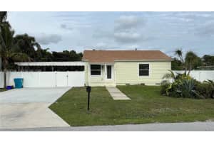 119 Sw 8th Ave, Boynton Beach