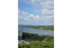 100 Bayview Dr 1420, Sunny Isles Beach