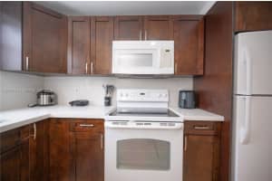500 Ne 26th St 2c, Miami
