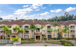 13780 Ne 3rd Ct 207, North Miami