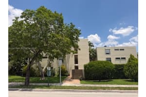 709 Curtiss Pkwy 20, Miami Springs 709 Curtiss Pkwy 20, Miami Springs