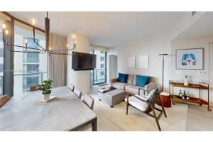 55 Sw 9th St 1808, Miami