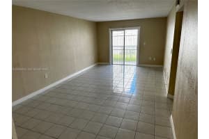 7011 W 29th Ave 124, Hialeah