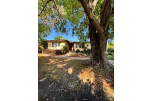 4582 Royal Palm Ave, Miami Beach