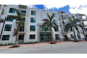8167 Nw 41st St E-307, Doral
