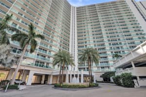 100 Bayview Dr 401, Sunny Isles Beach