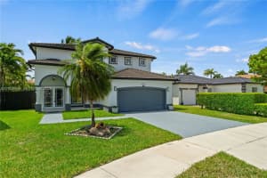 9576 Sw 162nd Path, Miami