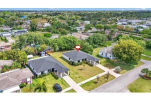 152 Nw 18 St, Homestead