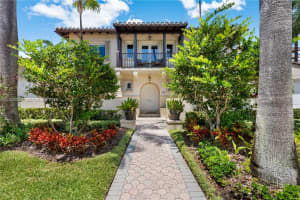 13636 Deering Bay Dr, Coral Gables