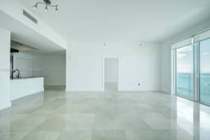 950 Brickell Bay Dr 4805, Miami