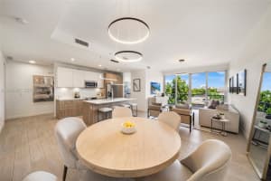 545 Sw 11th St 308, Miami