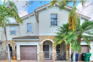 22472 Sw 89th Path, Cutler Bay
