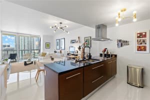 495 Brickell Ave 4009, Miami 495 Brickell Ave 4009, Miami