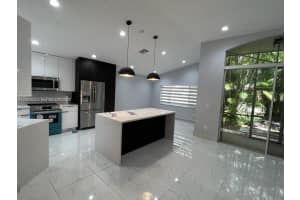 1970 Nw 178th Ter, Pembroke Pines