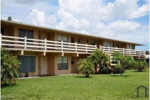 2980 Nw 43rd Ter 203, Lauderdale Lakes