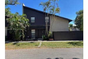 1761 Bayberry Dr, Pembroke Pines