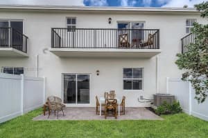 1676 Se 8th Ave, Homestead