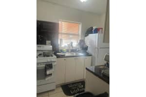 1245 W 24th St 121, Hialeah