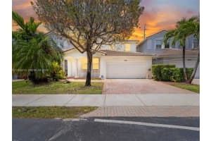 8721 Sw 2nd Ter 0, Miami