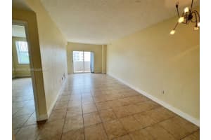 50 Menores Ave 518, Coral Gables