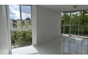 6995 Nw 186th St E507, Hialeah