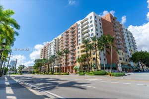 18800 Ne 29th Ave 302, Aventura