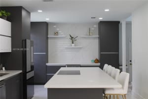 1114 Tupelo Way, Weston