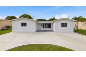 2631 Nw 47th Ave, Fort Lauderdale