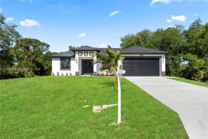 3701 Ida Ave N, Lehigh Acres