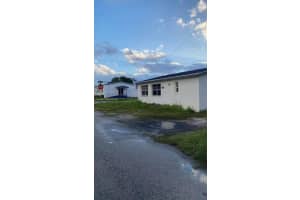 1001 N 16th Ct, Fort Pierce