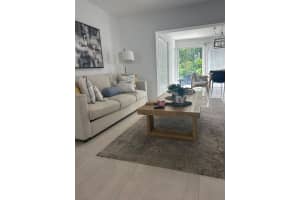 1030 Ne 83rd St 0, Miami