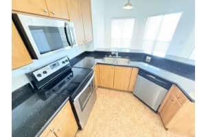 4767 Via Palm Lks 204, West Palm Beach
