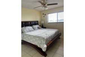2735 W 52nd St 502, Hialeah 2735 W 52nd St 502, Hialeah